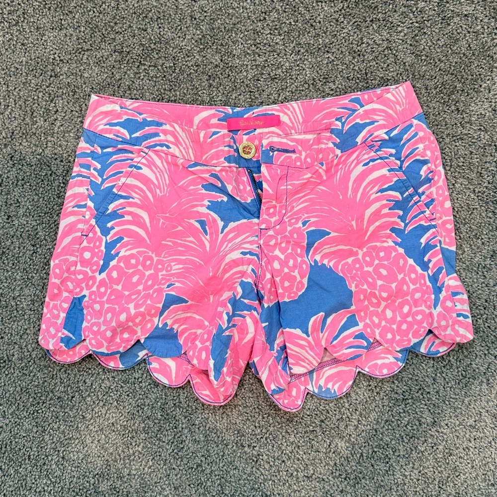 Lilly Pulitzer Buttercup Pineapple Print Scallop Hem Shorts Pink Blue Size 2